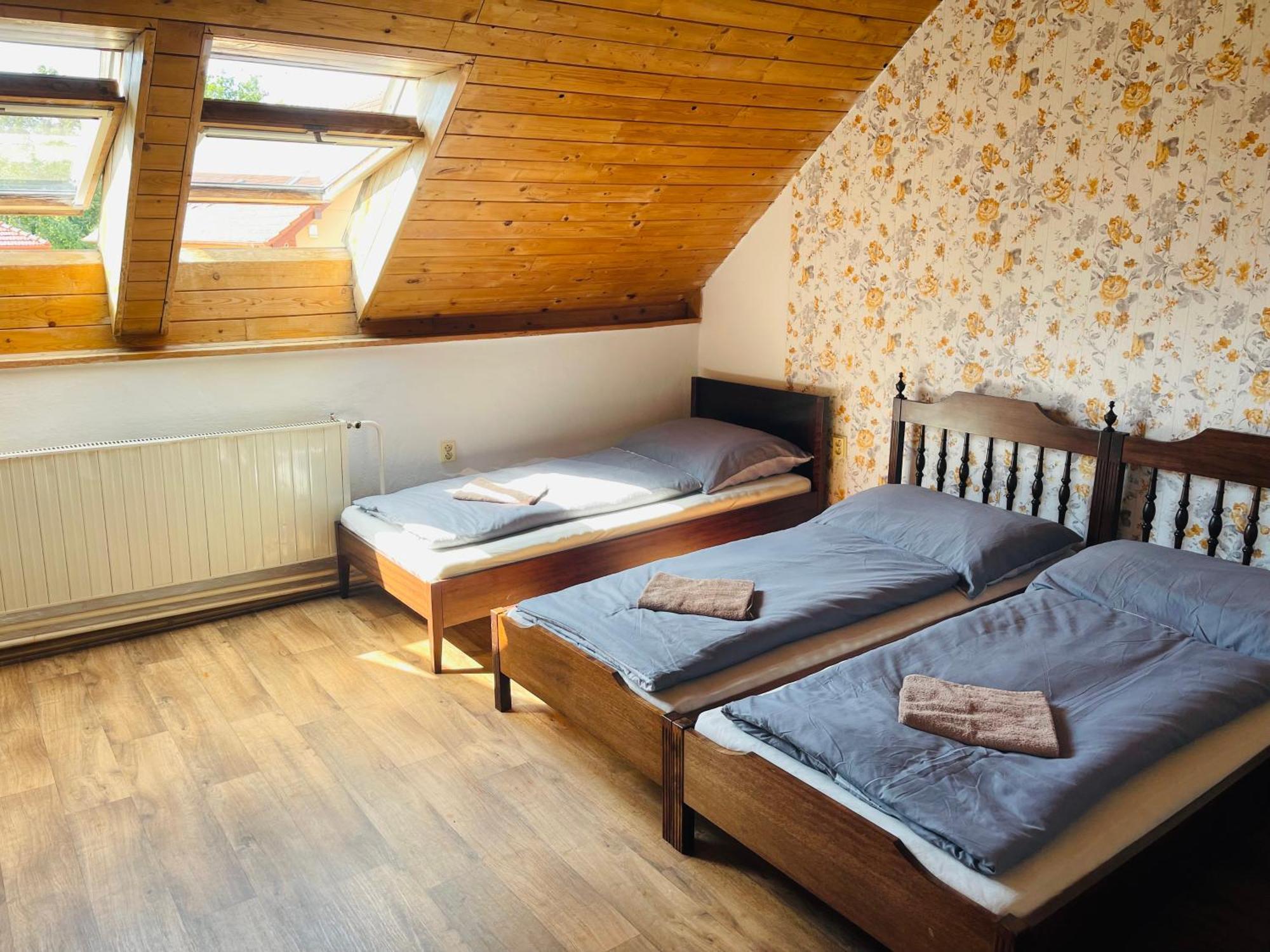 Penzion Trojna Lednice-Vhodne Na Svatby,Rodinne Akce,Teambuilding Exterior photo